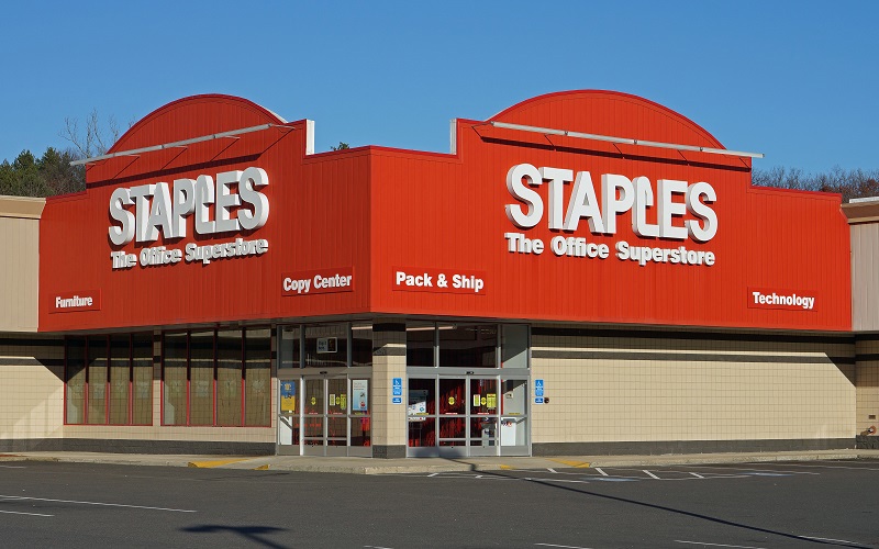 Urge Staples to Pull Sponsorship from 'Impastor'