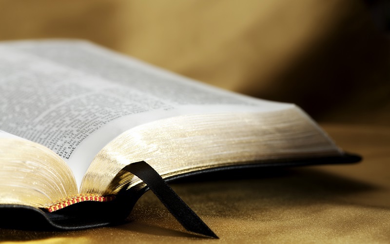 Air Force Commander Bans Bible