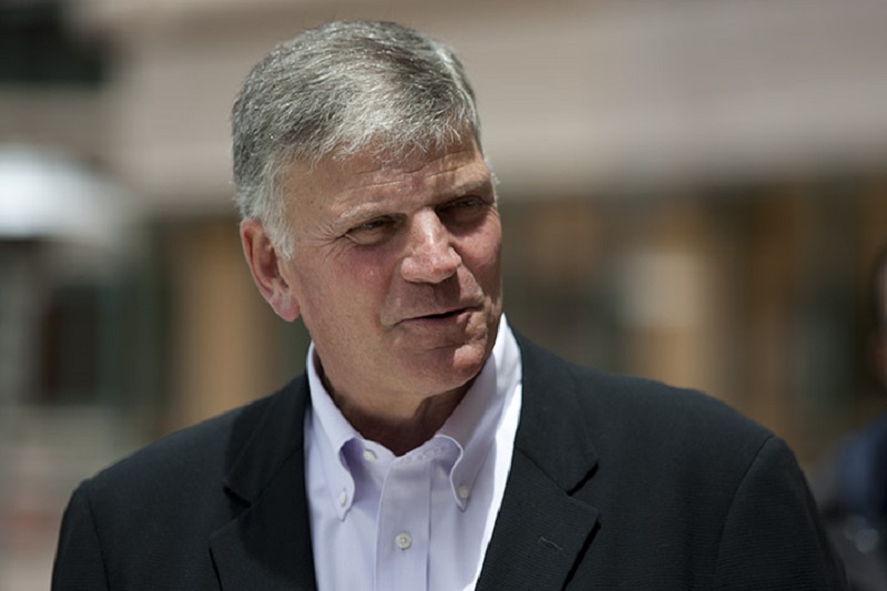 Support Rev. Franklin Graham: Sign the Petition Now!