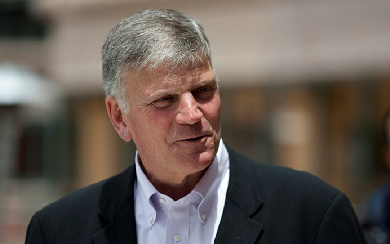 Support Rev. Franklin Graham:  Sign the Petition Now!