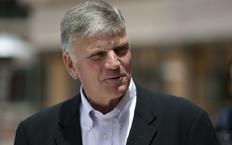 Support Rev. Franklin Graham:  Sign the Petition Now!