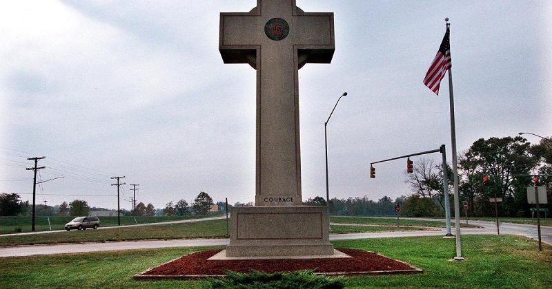 Winnable War: Supremes Uphold Cross