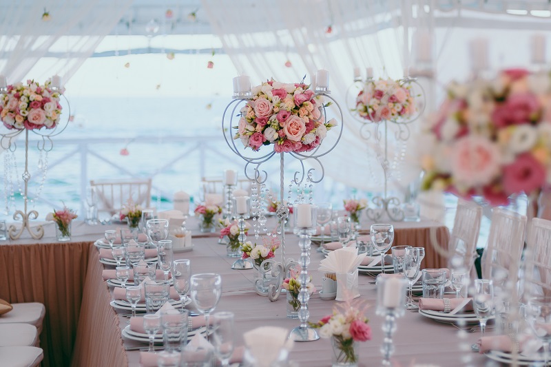 Christmas Is a Wedding Story