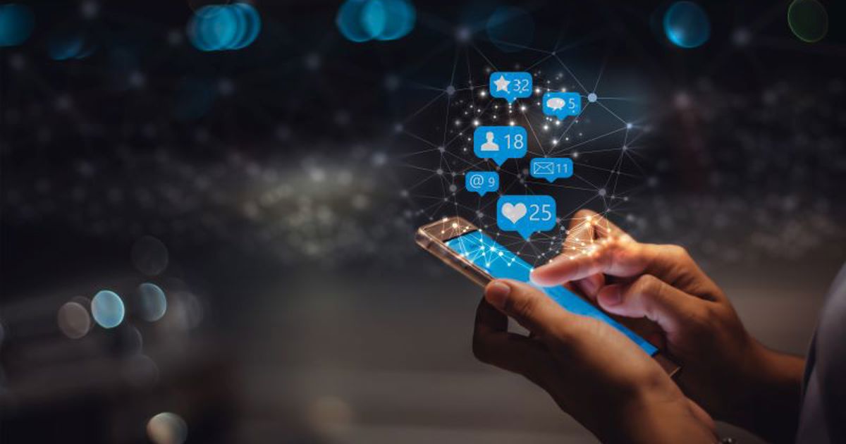 7 Tips for Defending Your Faith on Social Media
