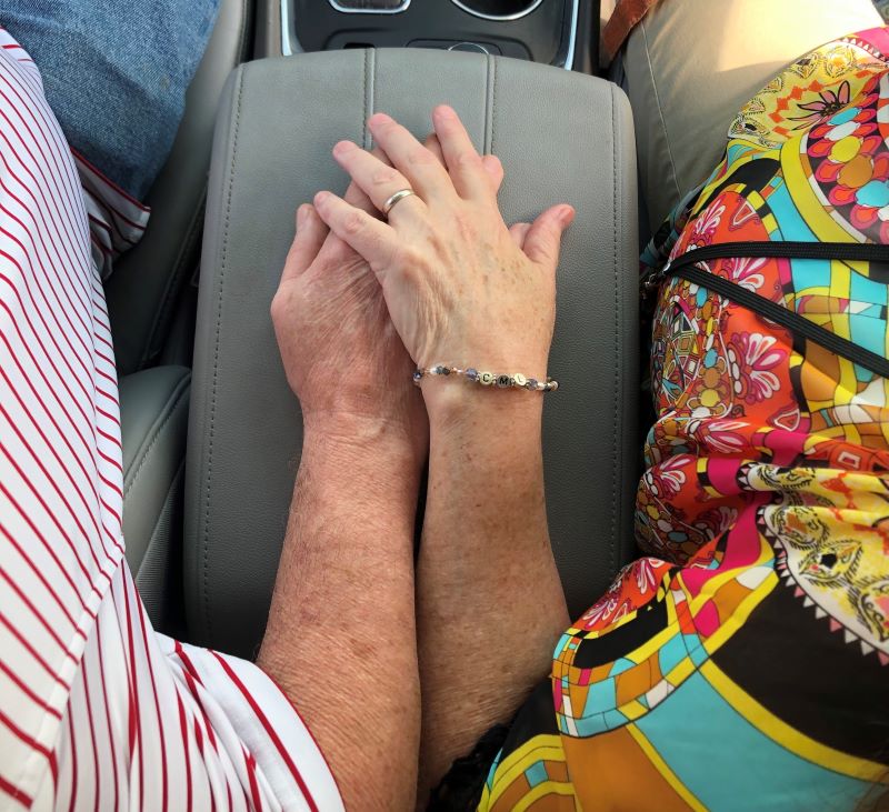 AFA.net - The Day My Mother Held My Father-in-law's Hand - Vimarsana News