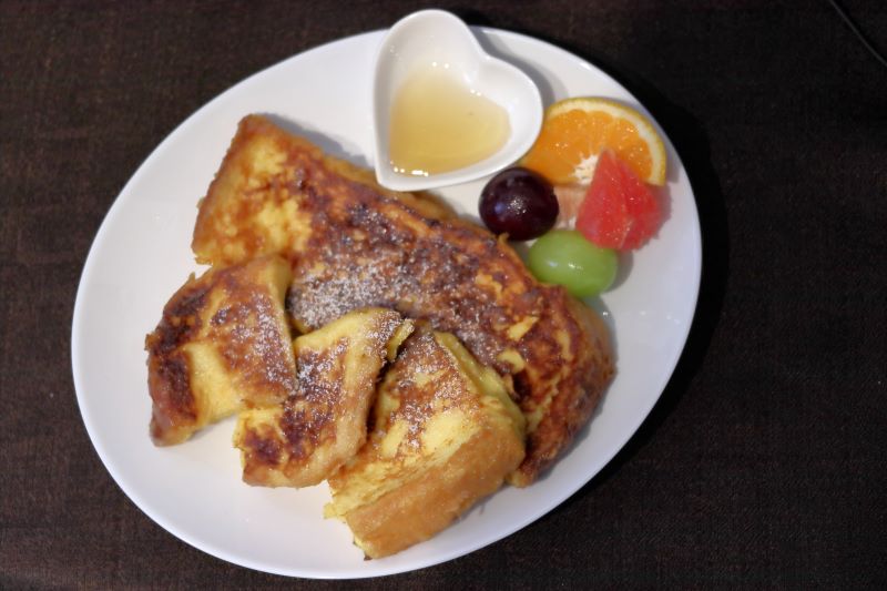 Hold Out for the French Toast