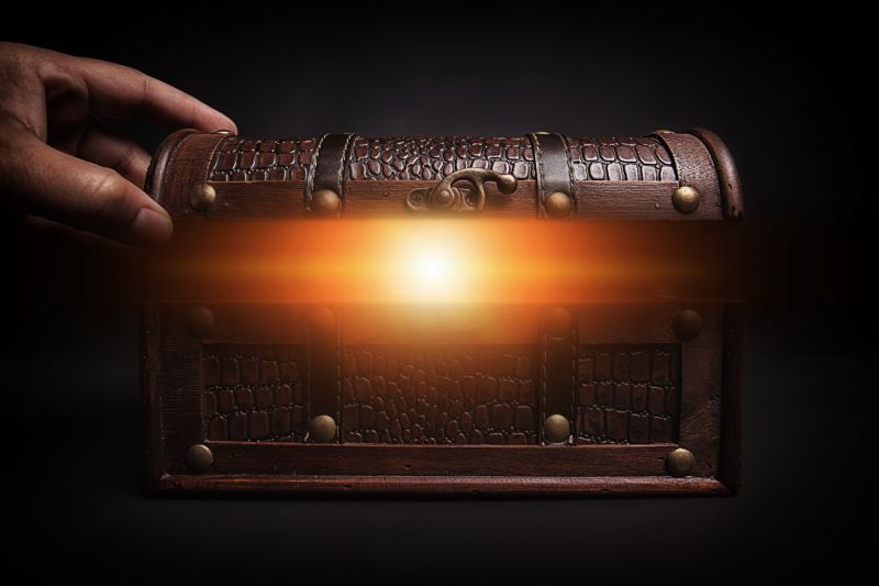 A Timeless Principle on Treasure Hunting